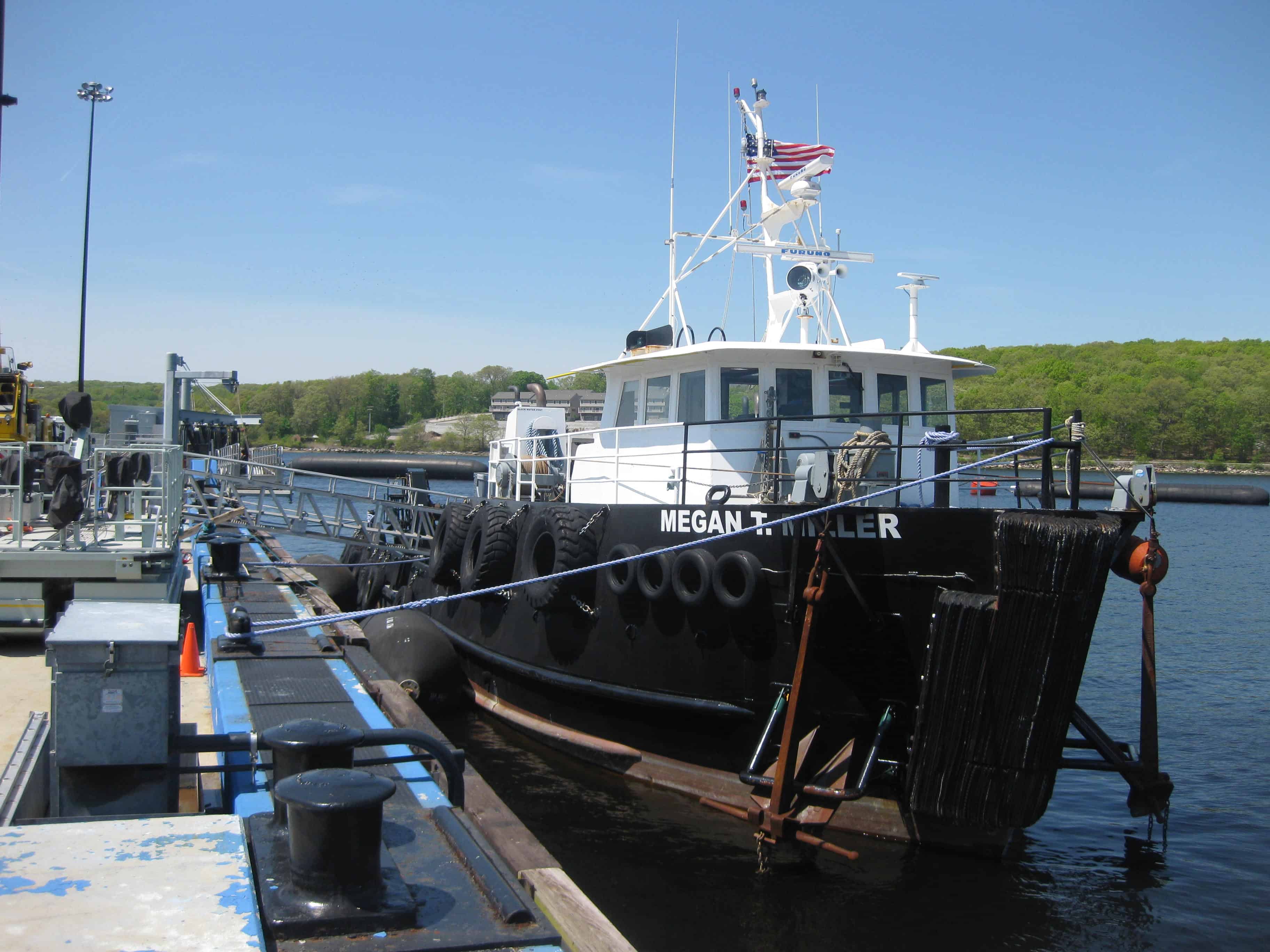 113 Canadian Sub, in New London, Ct with Miller Marine Services